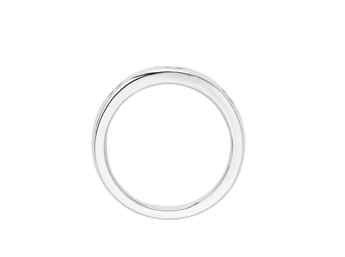 A.G Designer Jeweller signature custom designed hammer set oval cut diamond wedding ring.