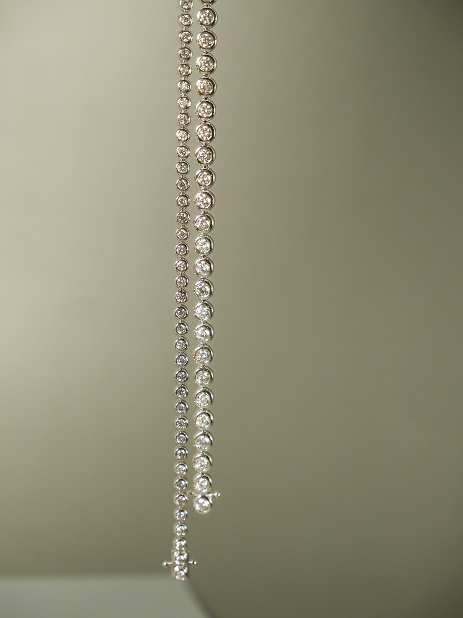 Classic Diamond Bezel Set Bracelet | Grand