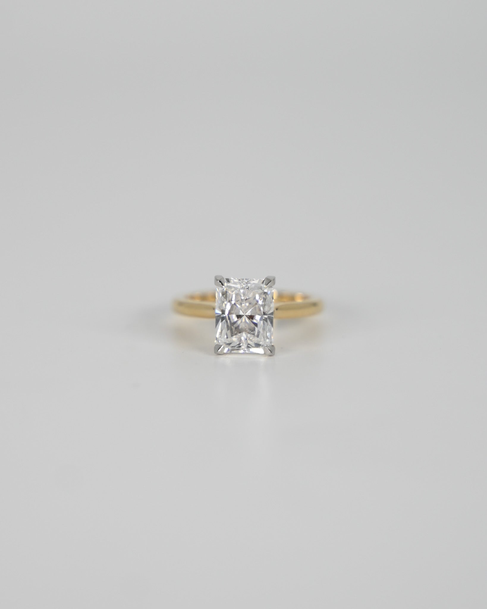 AG.17 | 3.01ct Radiant Cut Diamond Solitaire