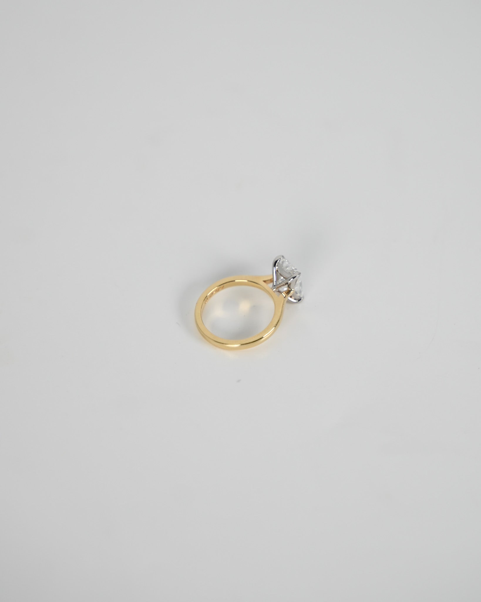 AG.17 | 3.01ct Radiant Cut Diamond Solitaire