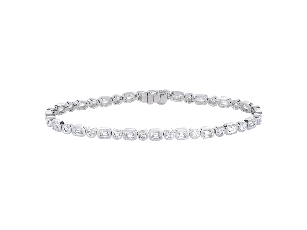 A.G Designer Jeweller custom made alternating round brilliant cut and emerald cut diamond tennis bracelet