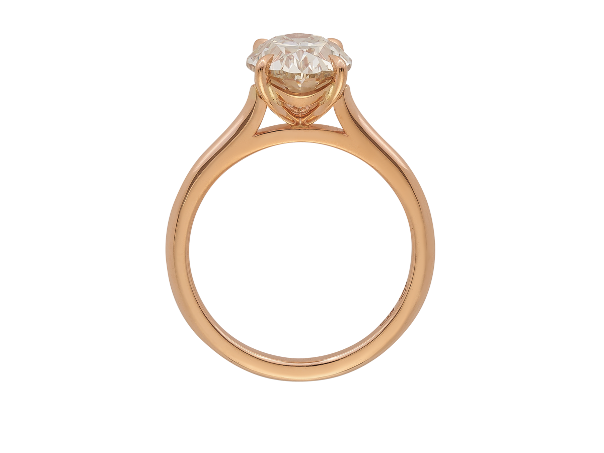 Champagne Oval Cut Solitaire