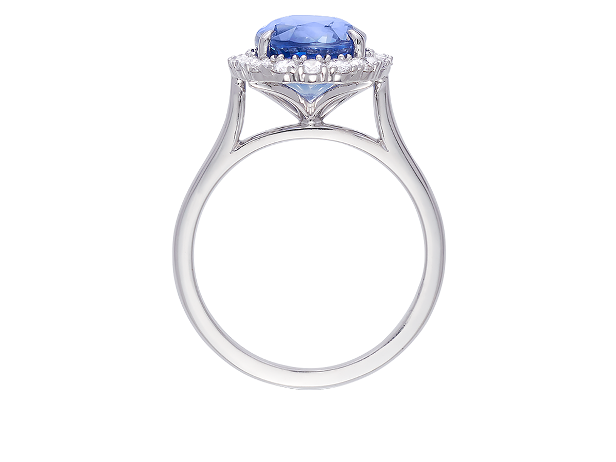 Oval Ceylon Blue Sapphire Ring