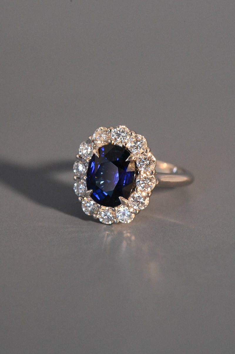 The Benefits of a Sapphire Engagement Ring