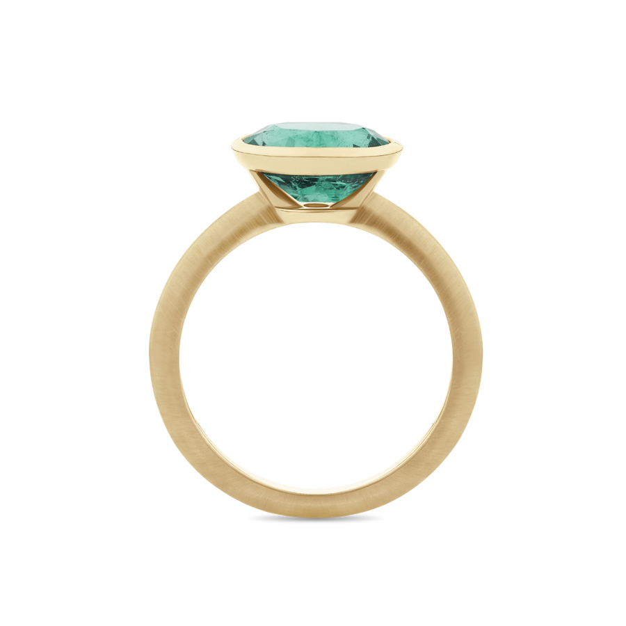 Oval Cut Emerald Ring in 18ct Yellow Gold