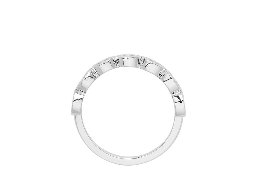W.31 | Bezel Set Oval Cut Diamond Wedding Band