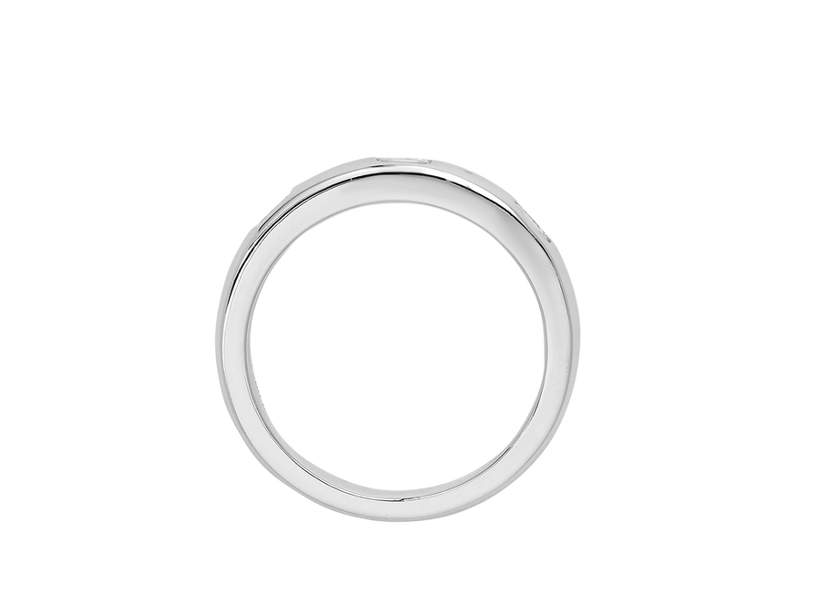 Front view of A.G hammer set emerald cut wedding band in Silver. 