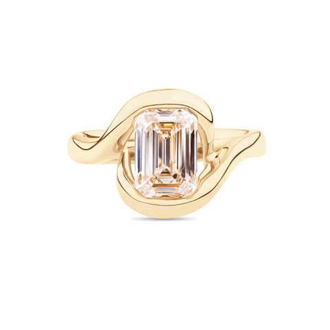 Champagne Diamond Swirl Ring