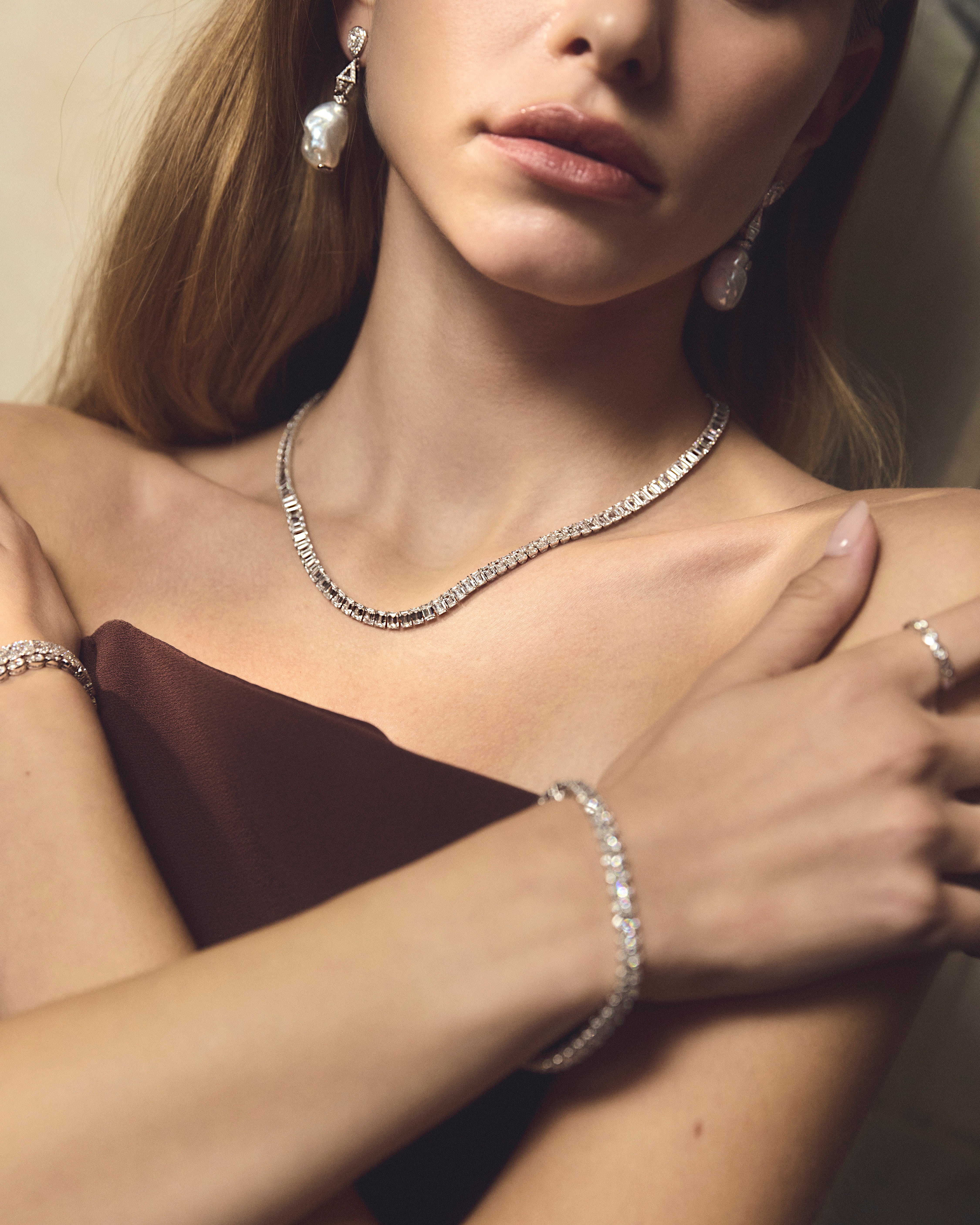 Emerald Cut Diamond Tennis Necklace in 18ct White Gold