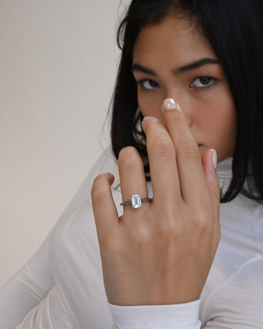 Emerald Cut Diamond Solitaire Engagment Ring in Platinum