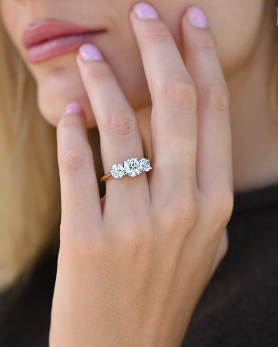 Round Diamond Trilogy Engagement Ring in 18ct Gold