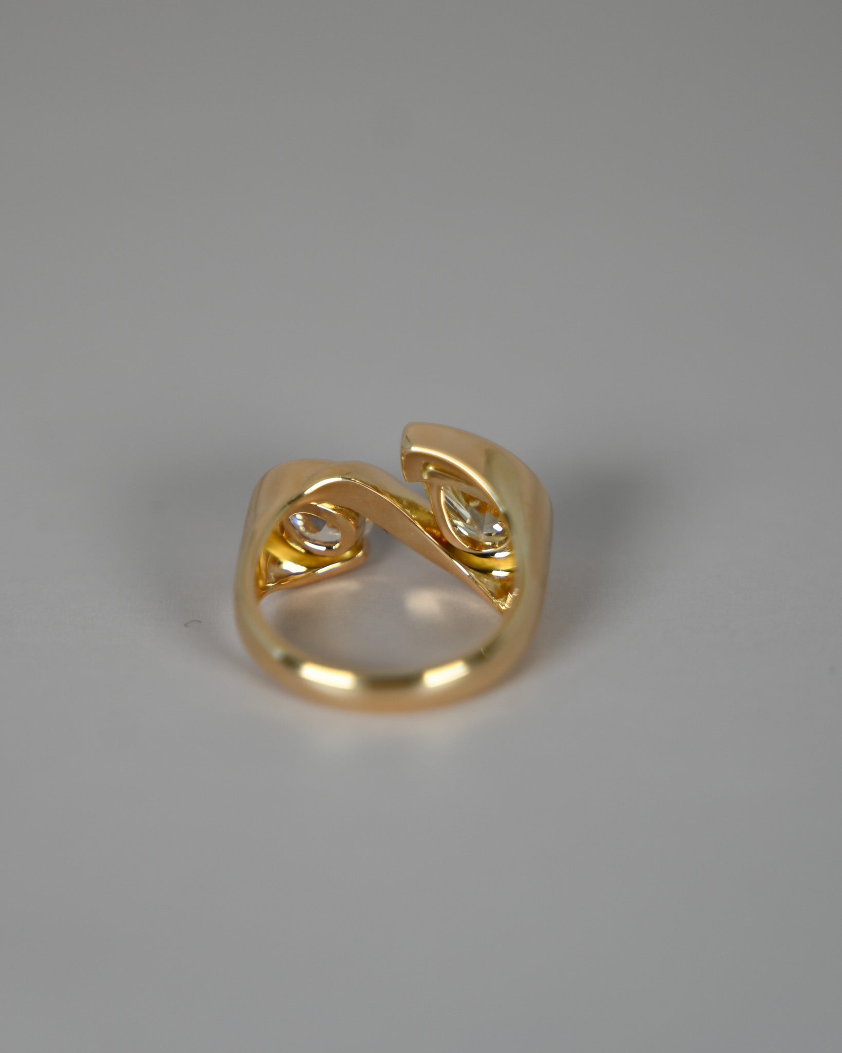 18ct Yellow Gold Two Stone Ring