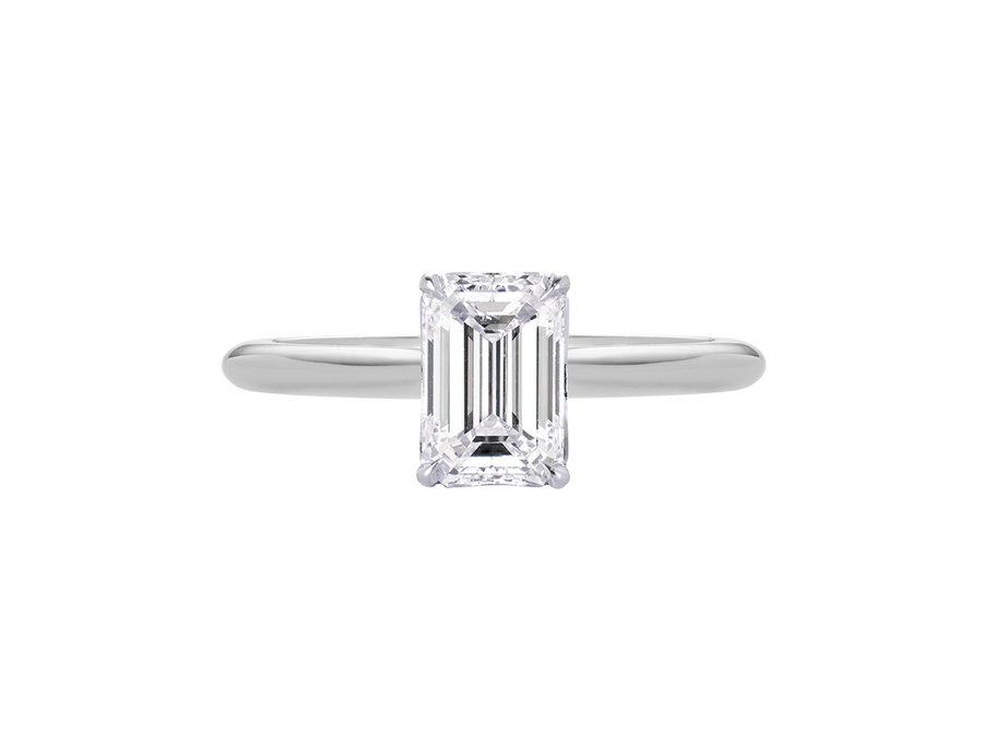 Emerald Cut Diamond Solitaire Engagment Ring in Platinum