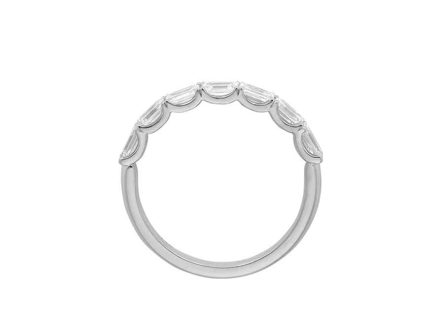 W.08 | Scallop Set Emerald Cut Diamond Wedding Band
